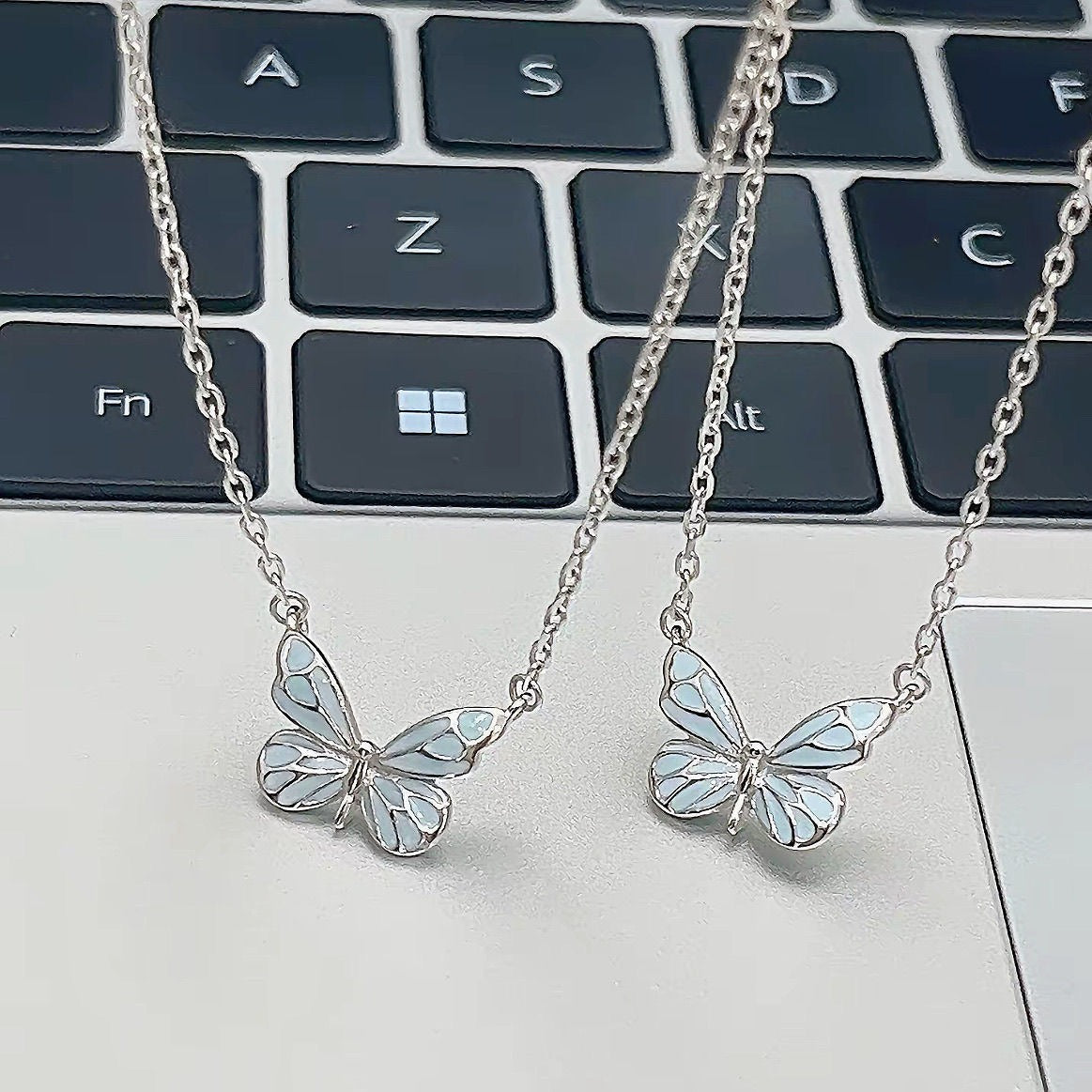 Blue Luminous Butterfly Necklace & Bracelet Jewelry Set
